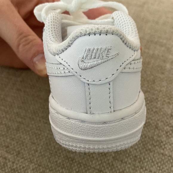 Nike Air Force 1 Sneaker - Picture 6 of 10
